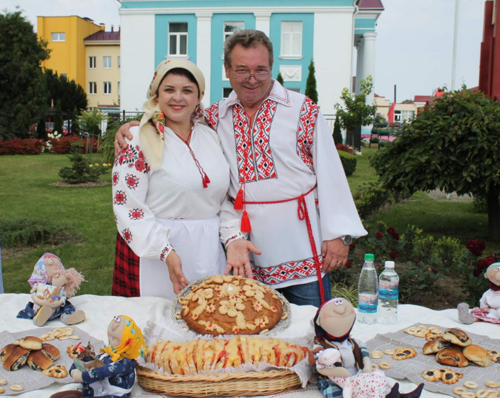 Народный коллектив представил Гомельскую область 
на каравай-фесте
